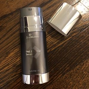 SkinMedica TNS essential serum